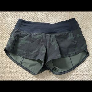 LULU Camo Speed Up Short